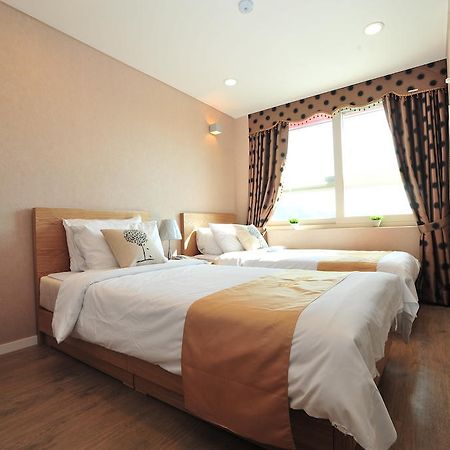 Golden Forest Residence River Seoul Room photo
