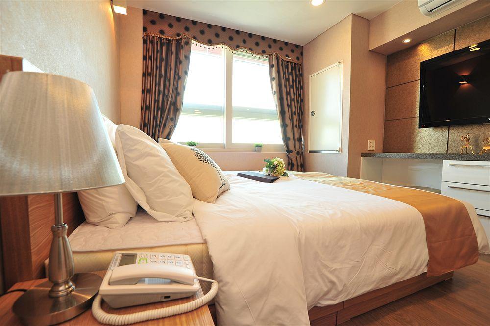 Golden Forest Residence River Seoul Exterior photo